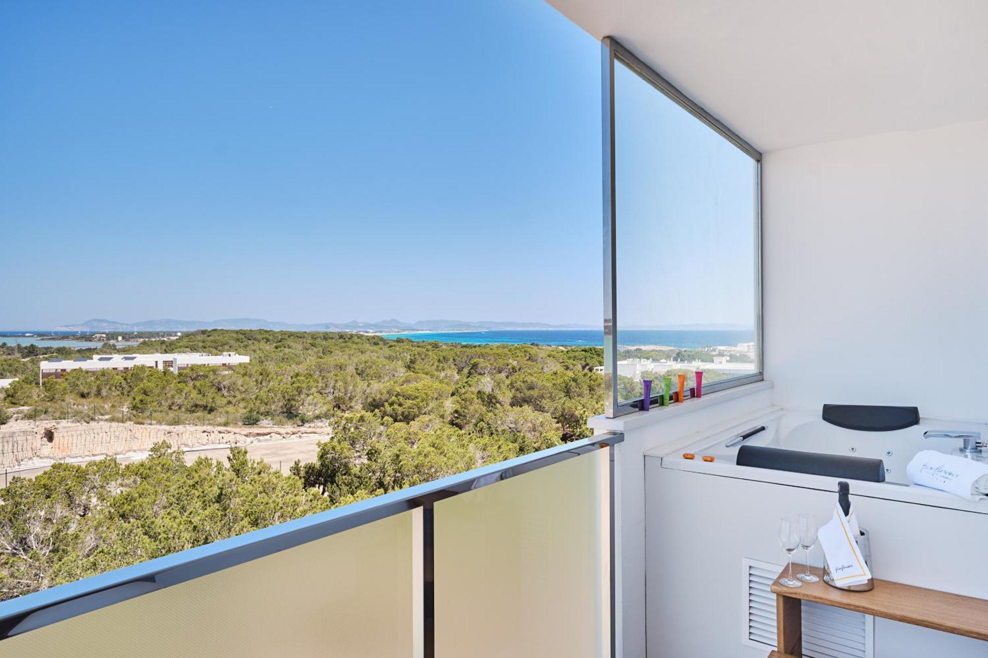 Five Flowers Hotel Formentera, Member Of Melia Collection Es Pujols Exterior photo